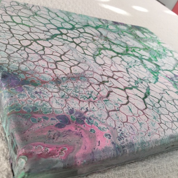 Acrylic Paint Pour - Picture 6 of 7